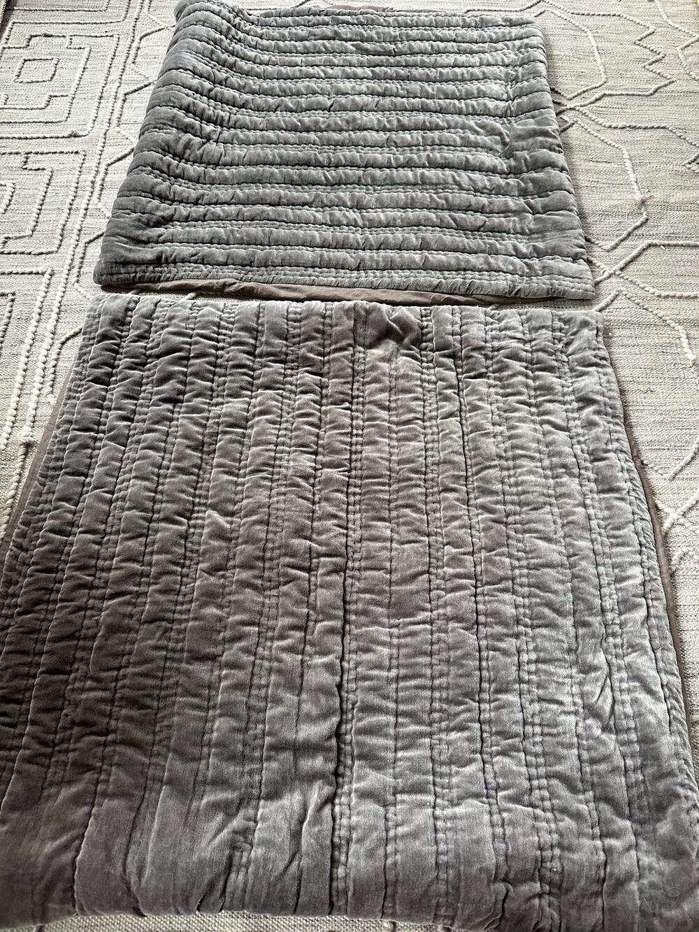 Tahari Stitched Quilted Euro Shams set two gray
